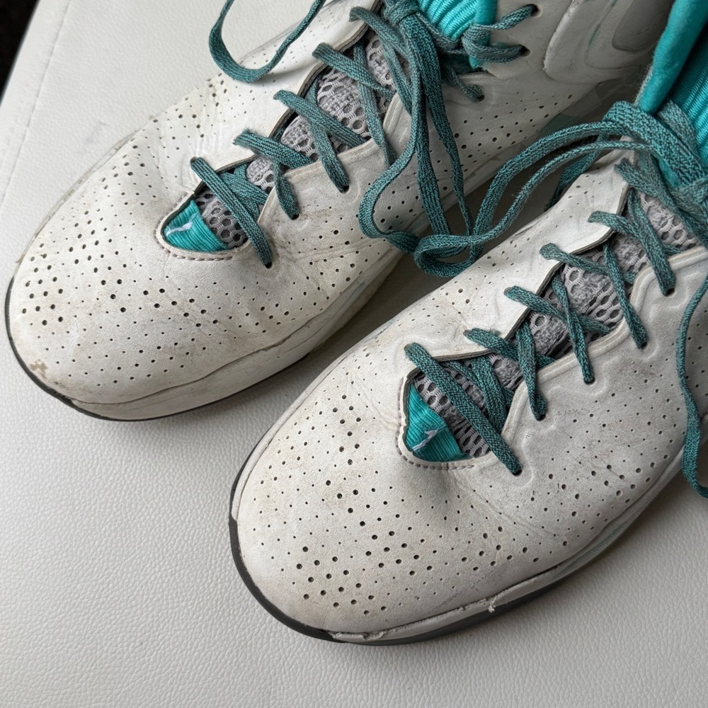 Adidas D Rose 5 Teal and White Basketball Shoes - Picture 4 of 14